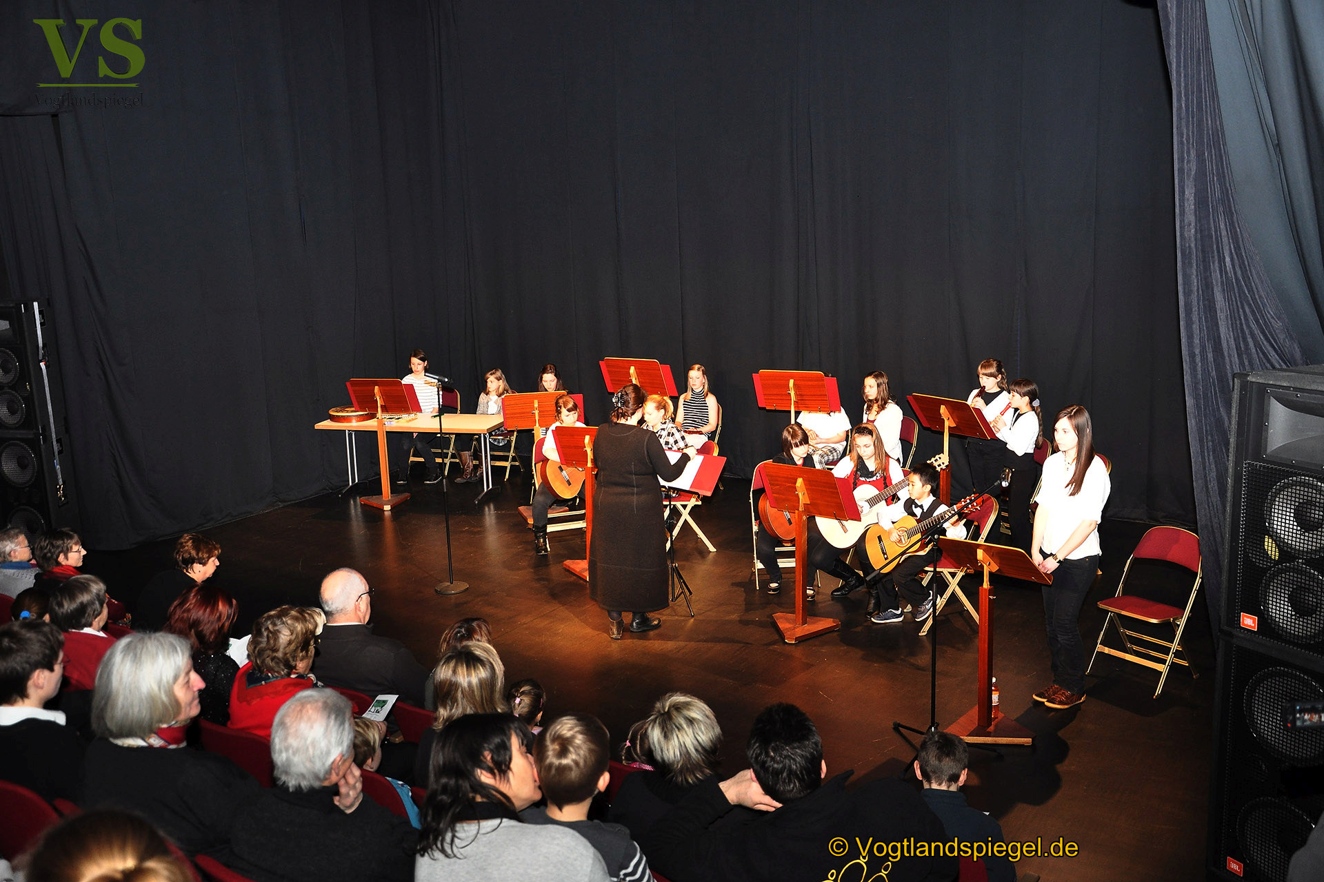 Kindermusiziergruppe Elsterberg bringt auf Studiobühne der Greizer Vogtlandhalle "Peter und der Wolf" zur Aufführung