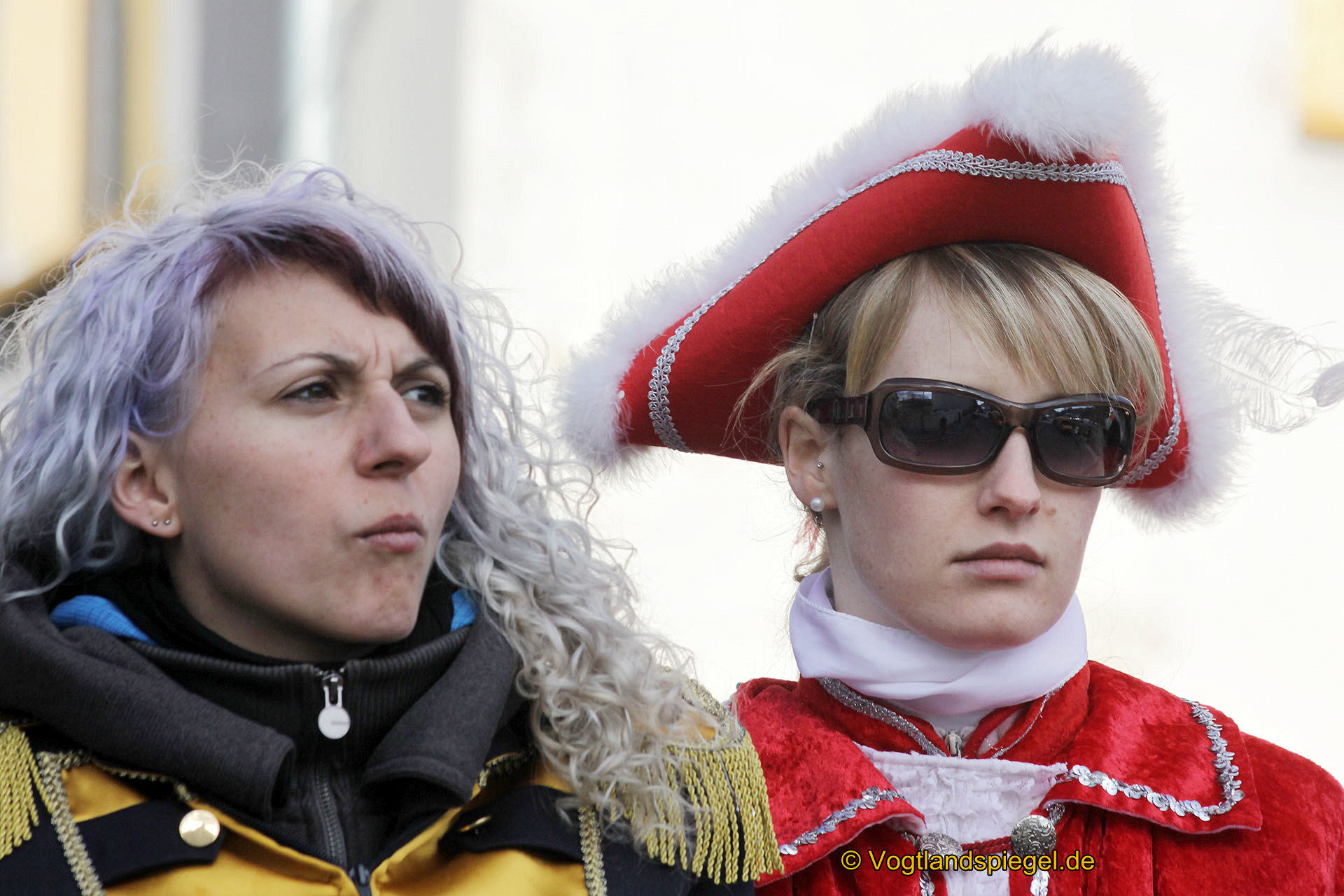 Achtzehn Vereine präsentieren sich beim 16. Rosenmontagsumzug durch Greiz