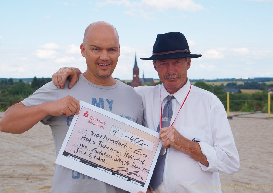 400-Euro-Spende für Reitsportler des RFV Mohlsdorf