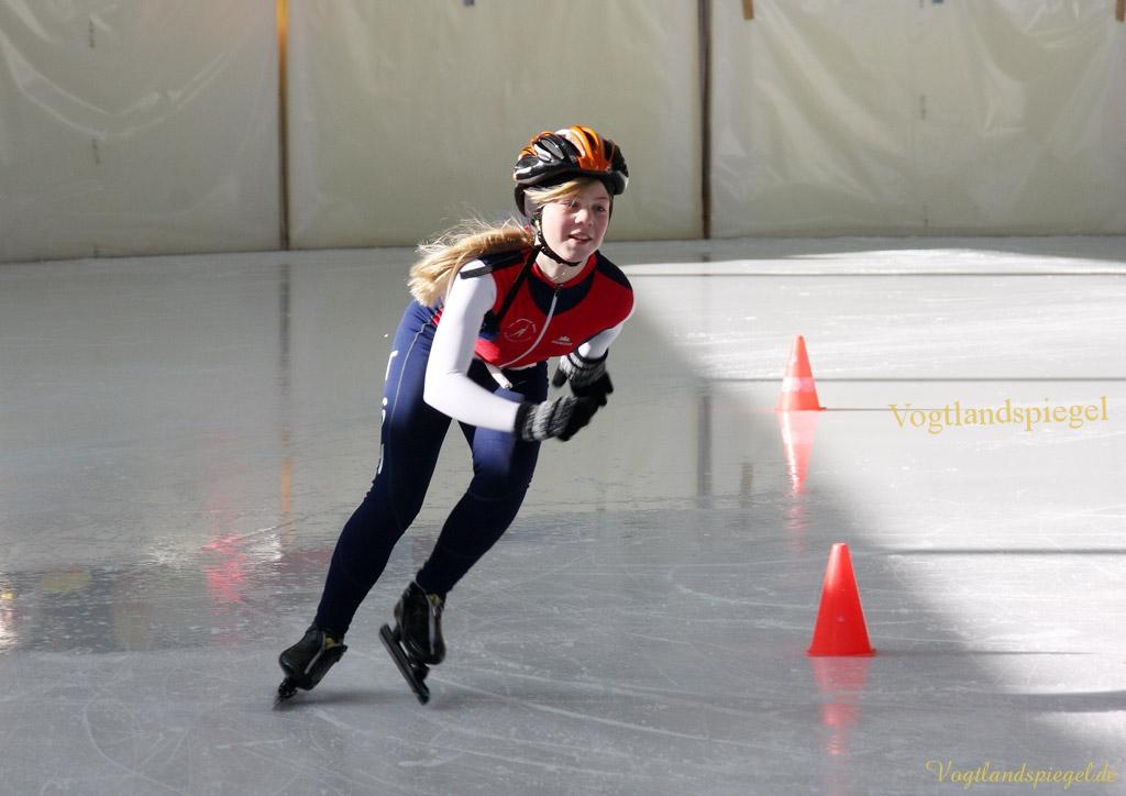 In der Greizer Eissporthalle fanden am Montag die 8. Vogtlandspiele im Eisschnelllauf statt