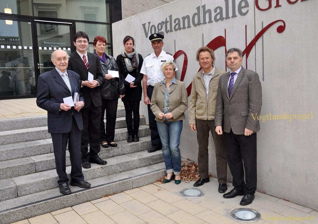Vier Greizer Vereine erhalten Spende aus Erlös des Weihnachtskonzertes des Thüringer Polizeimusikkorps