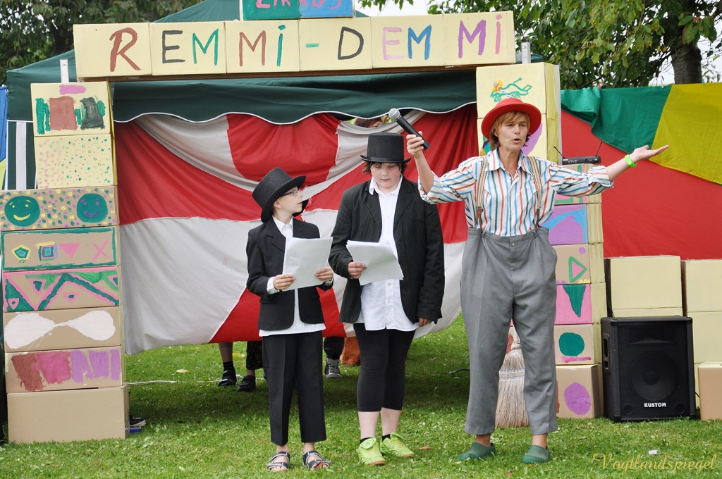Zirkus Remmi Demmi der Carolinenschule begeisterte mit tollem Programm