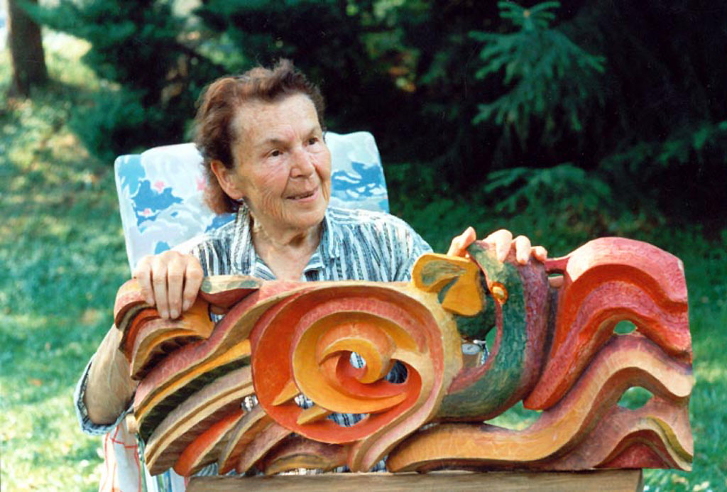 Bildhauerin Elly-Viola Nahmmacher
