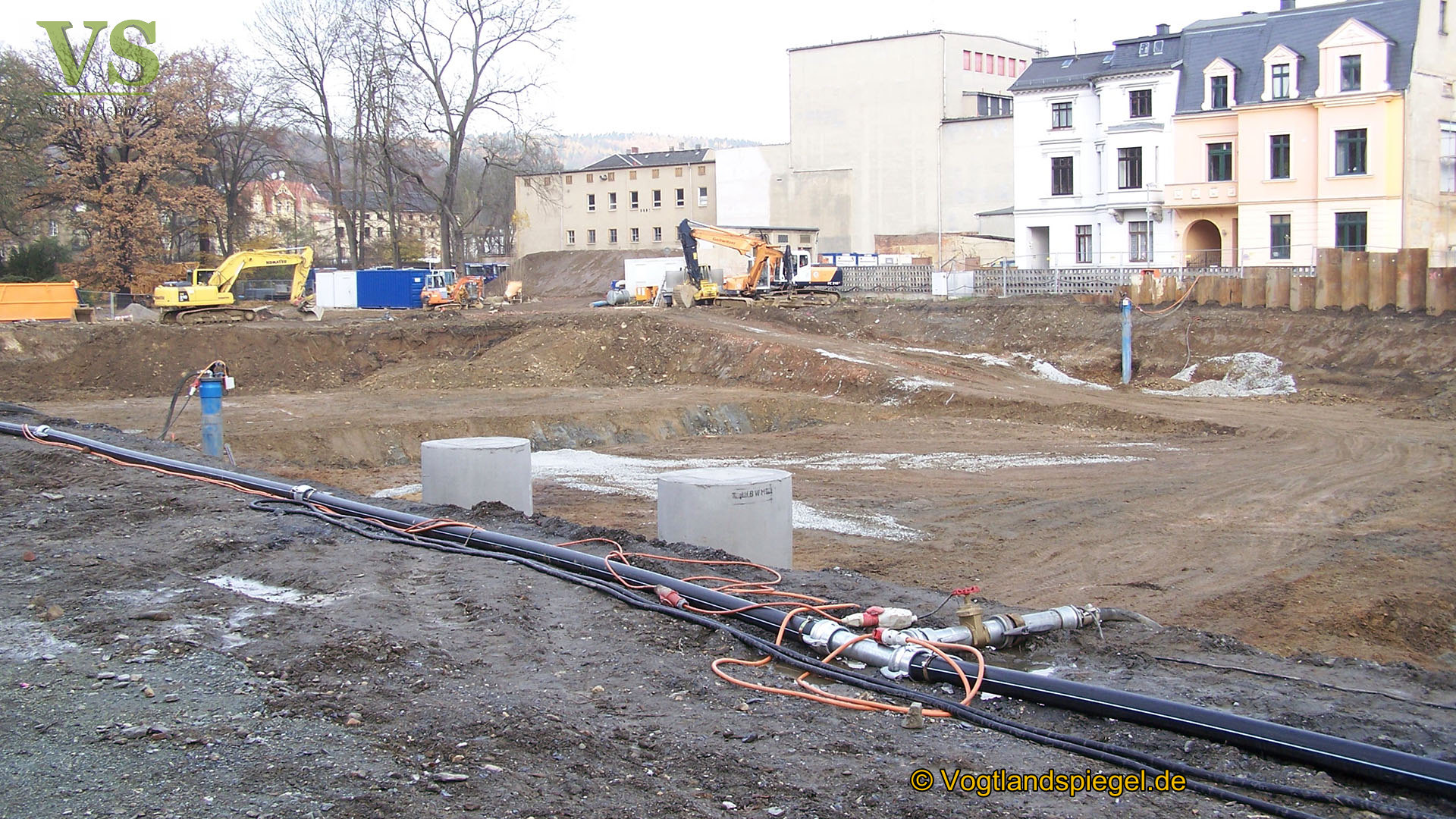 Die Baugrube im Goethepark, für den Bau der neuen Stadthalle Greiz