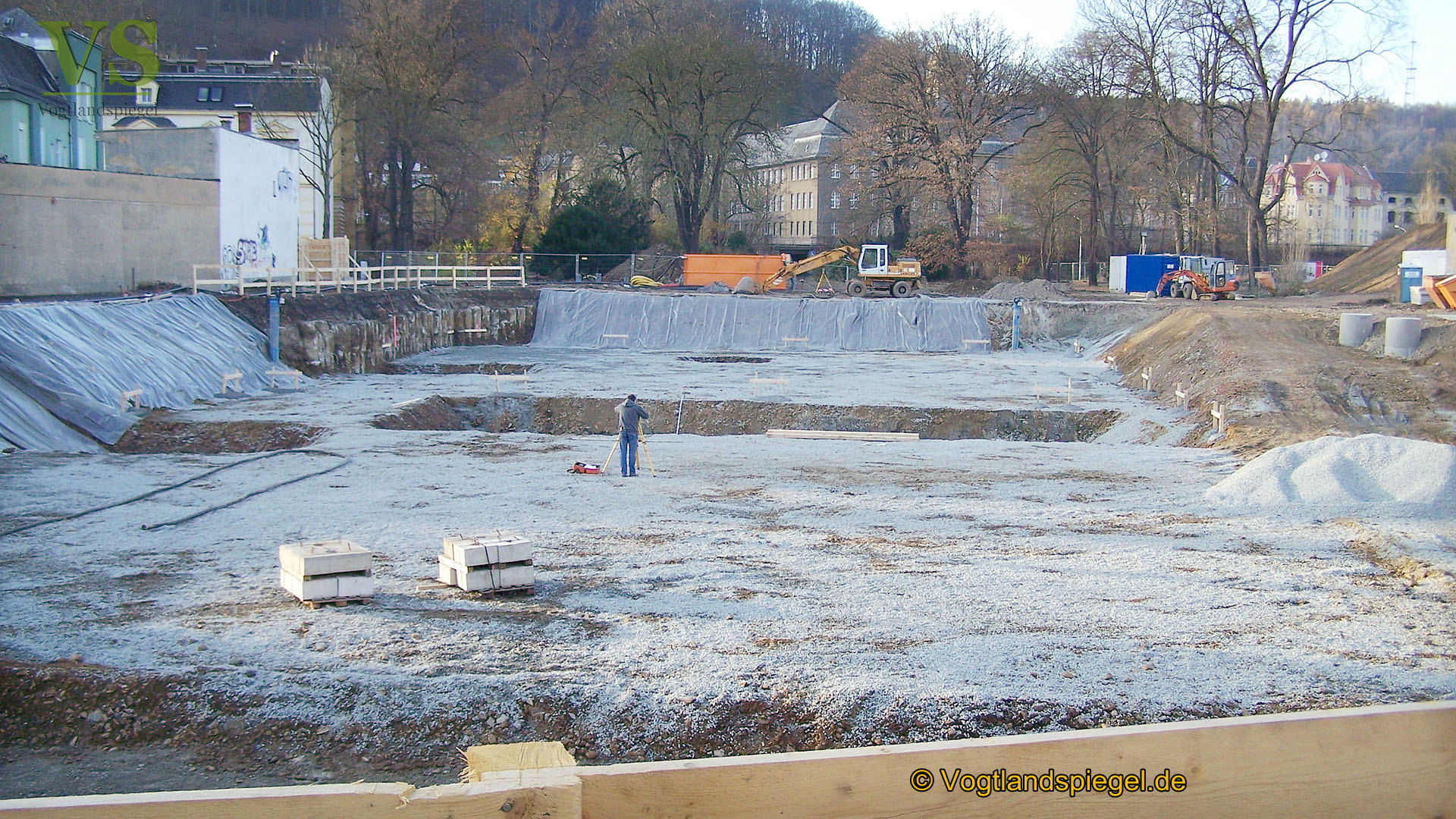 Die Baugrube im Goethepark, für den Bau der neuen Stadthalle Greiz