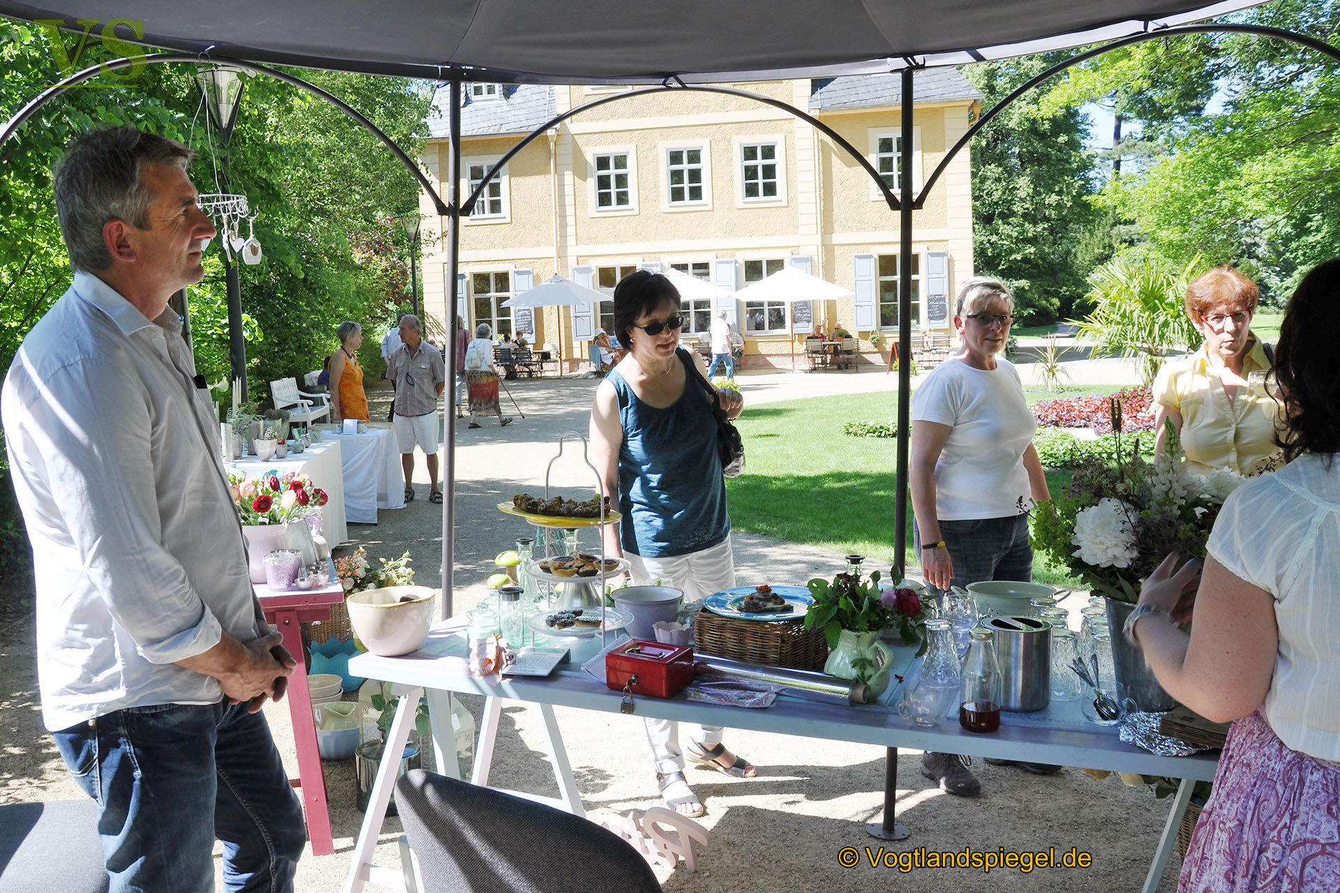 Kleiner Markt der Köstlichkeiten im Fürstlich Greizer Park