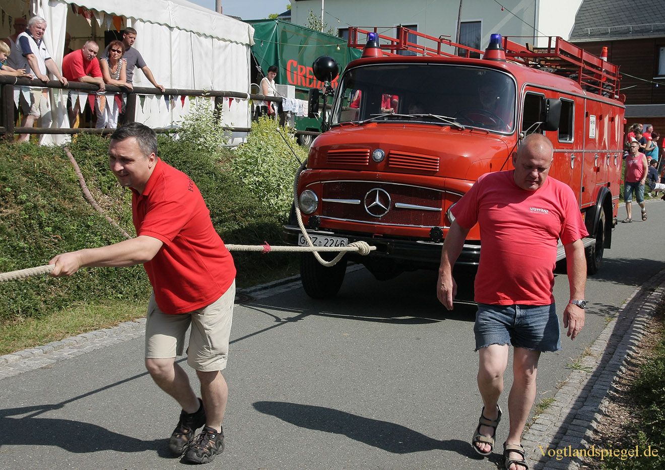 Daßlitzer Feuerwehrautoziehen als Höhepunkt des Festwochenendes