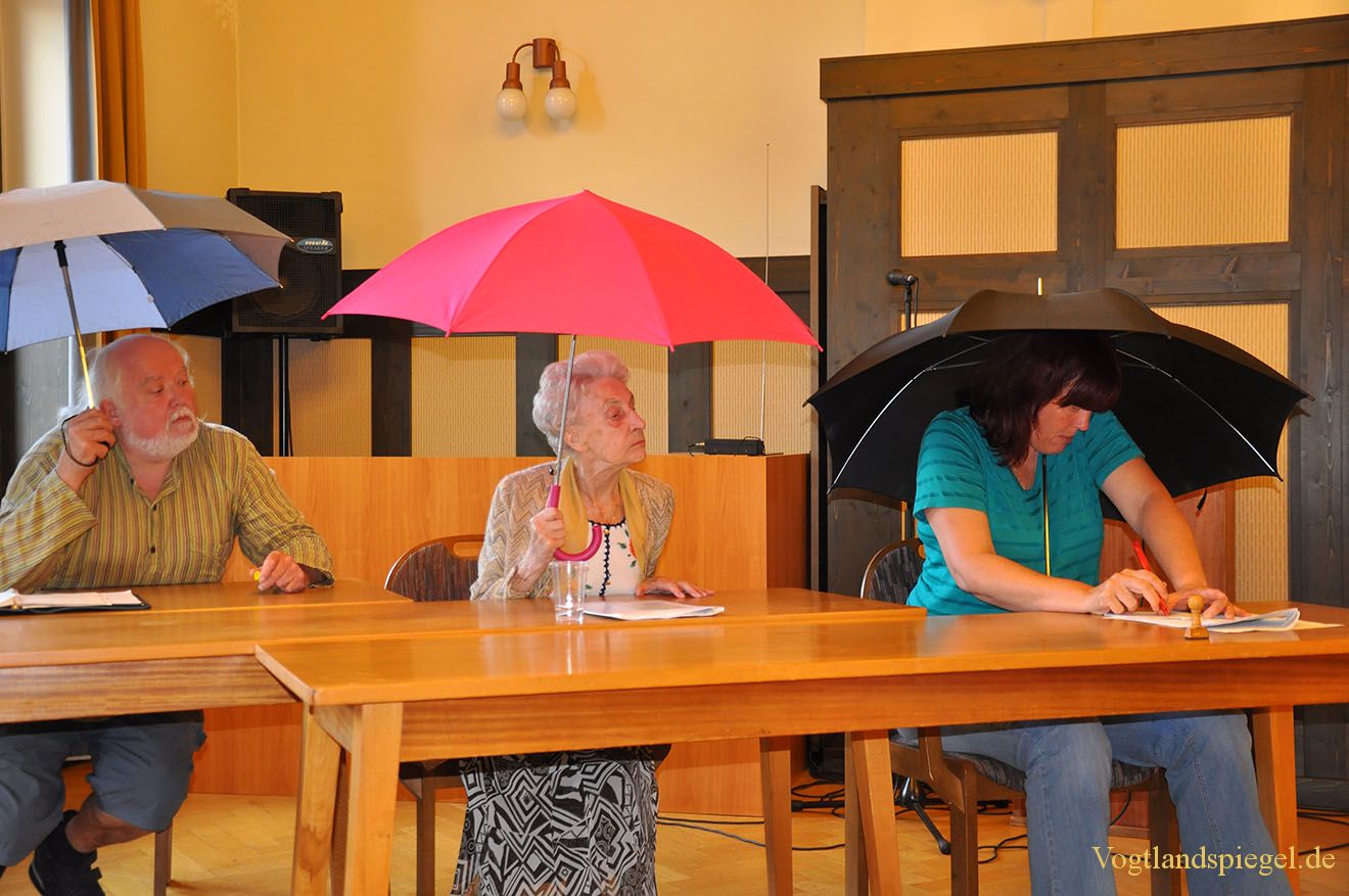 Seniorenwerkstatt probt im Greizer Rathaussaal