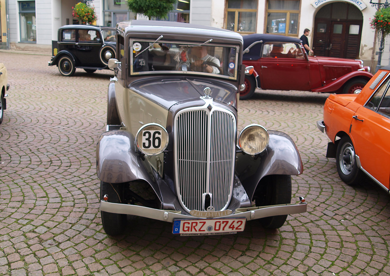 Historische Motorfahrzeuge zur 32. ADAC Oldtimerausfahrt