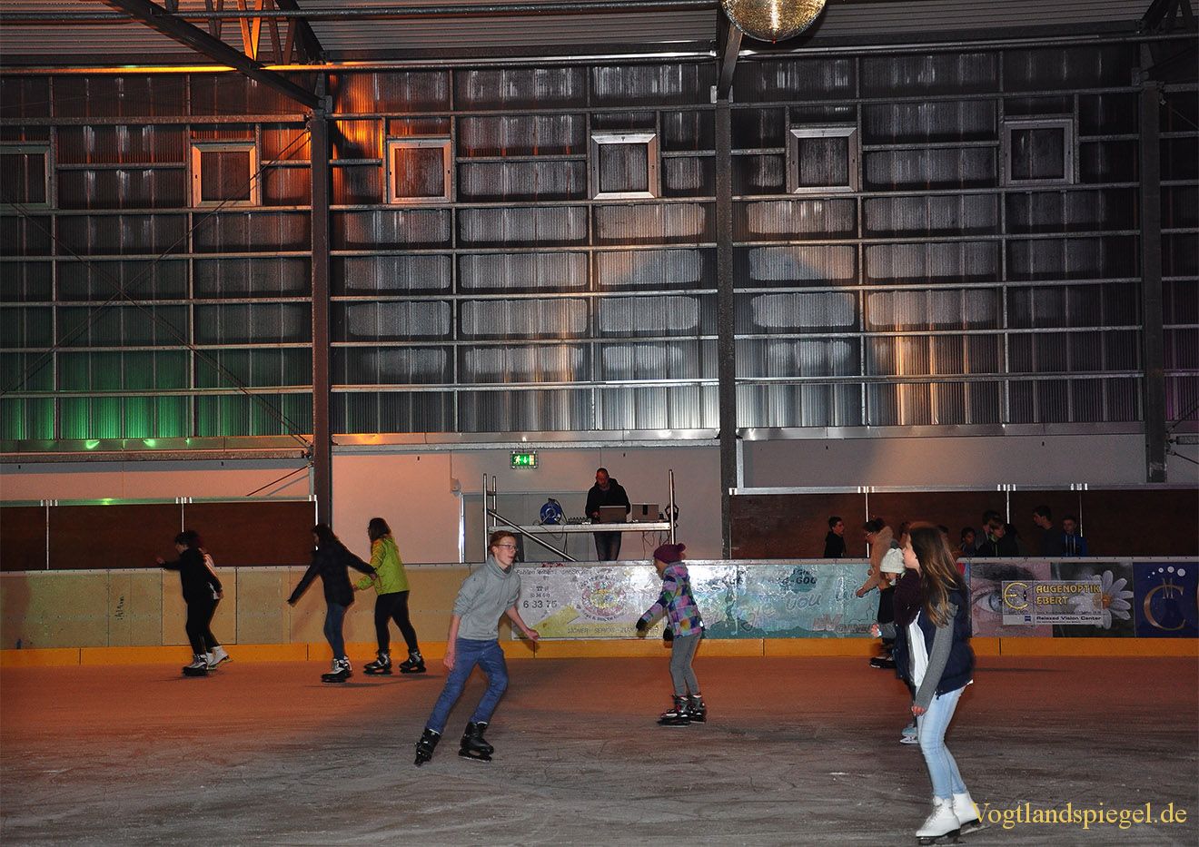 Mit Eis-Disco in neue 16. Saison gestartet