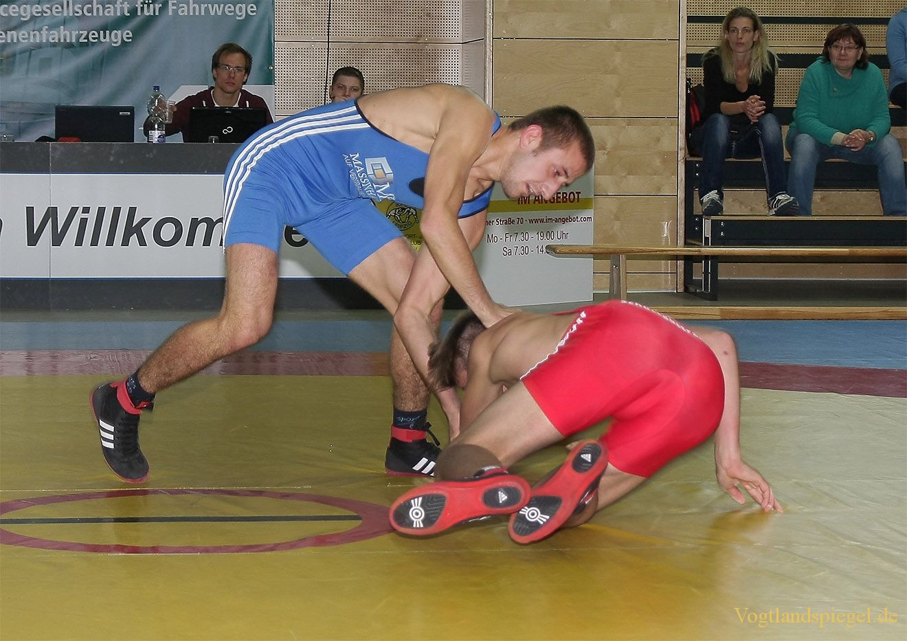 2.Bundesliga Nord Ringen: KFC Leipzig gegen RSV Rotation Greiz