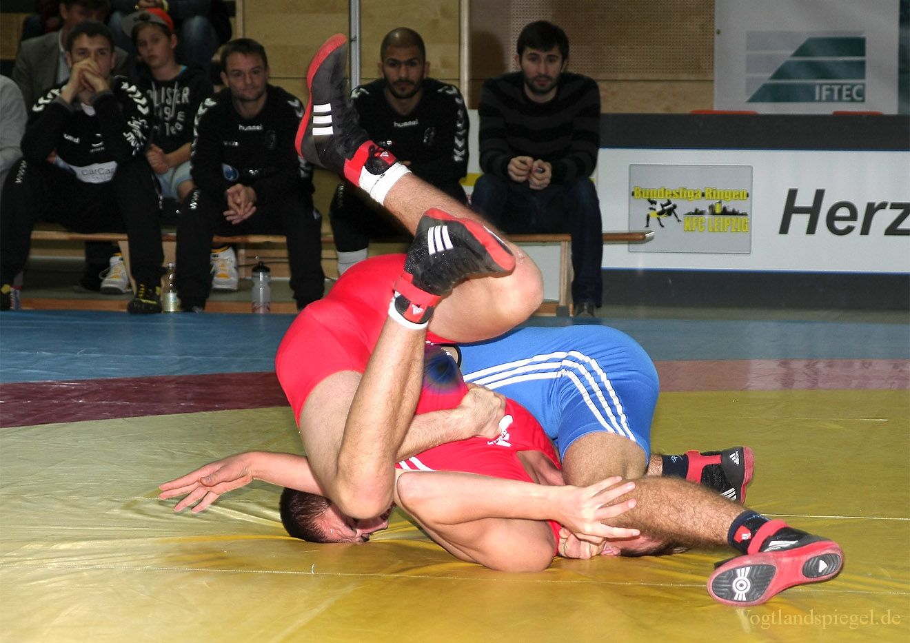 2.Bundesliga Nord Ringen: KFC Leipzig gegen RSV Rotation Greiz