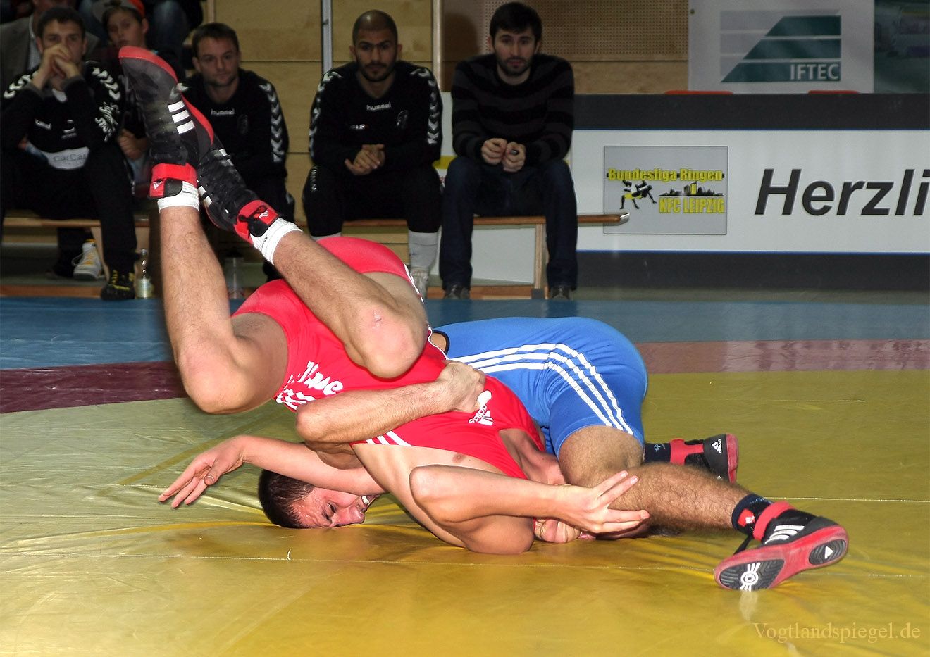 2.Bundesliga Nord Ringen: KFC Leipzig gegen RSV Rotation Greiz
