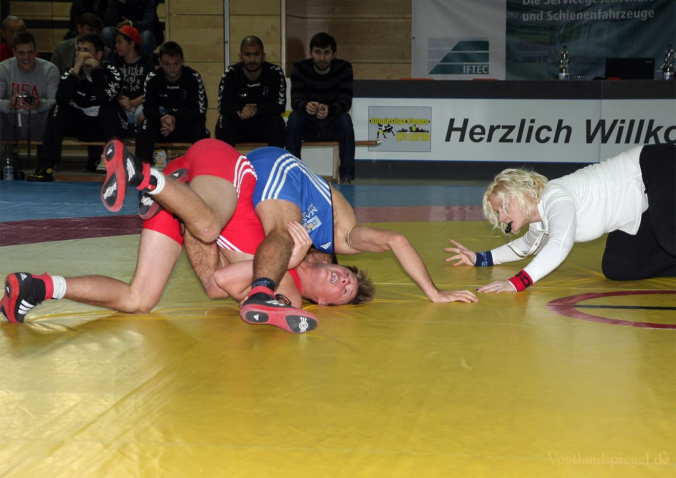 2.Bundesliga Nord Ringen: KFC Leipzig gegen RSV Rotation Greiz