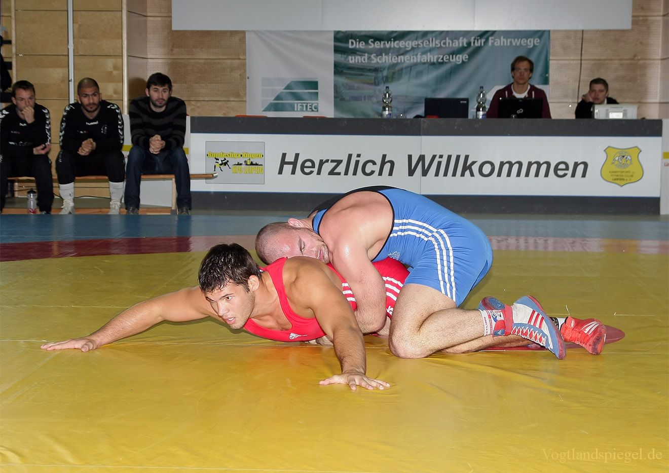 2.Bundesliga Nord Ringen: KFC Leipzig gegen RSV Rotation Greiz