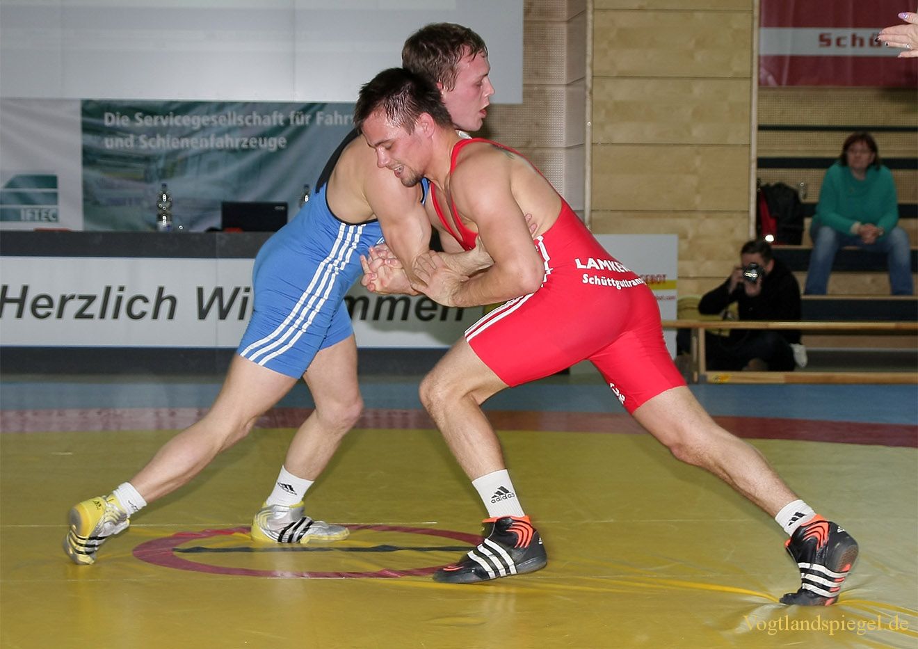 2.Bundesliga Nord Ringen: KFC Leipzig gegen RSV Rotation Greiz