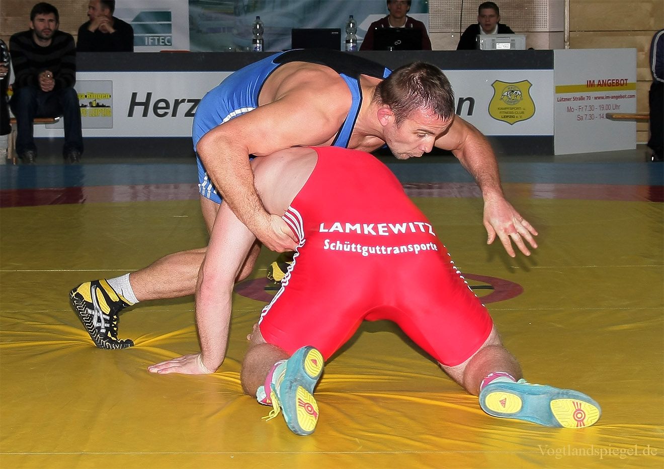 2.Bundesliga Nord Ringen: KFC Leipzig gegen RSV Rotation Greiz