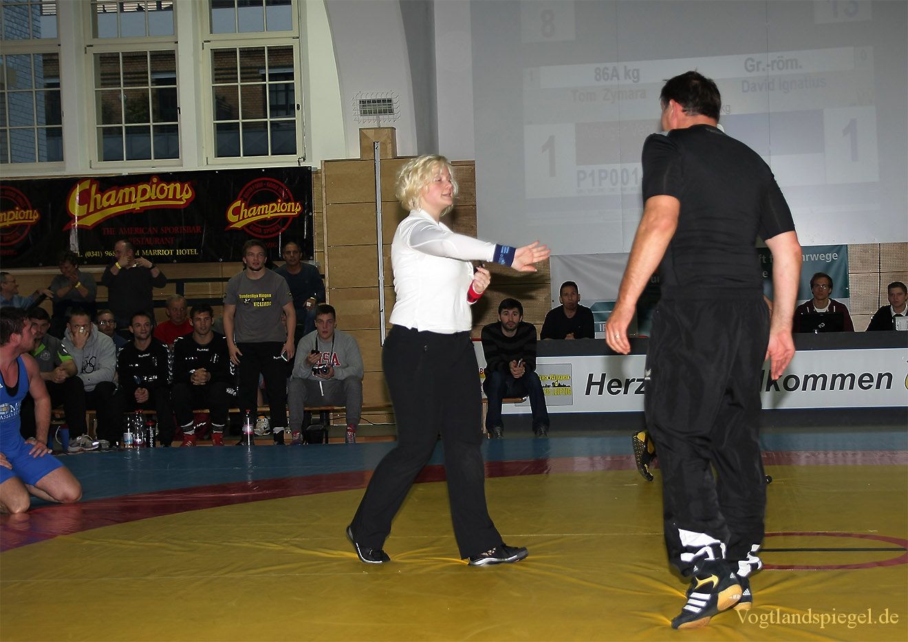 2.Bundesliga Nord Ringen: KFC Leipzig gegen RSV Rotation Greiz