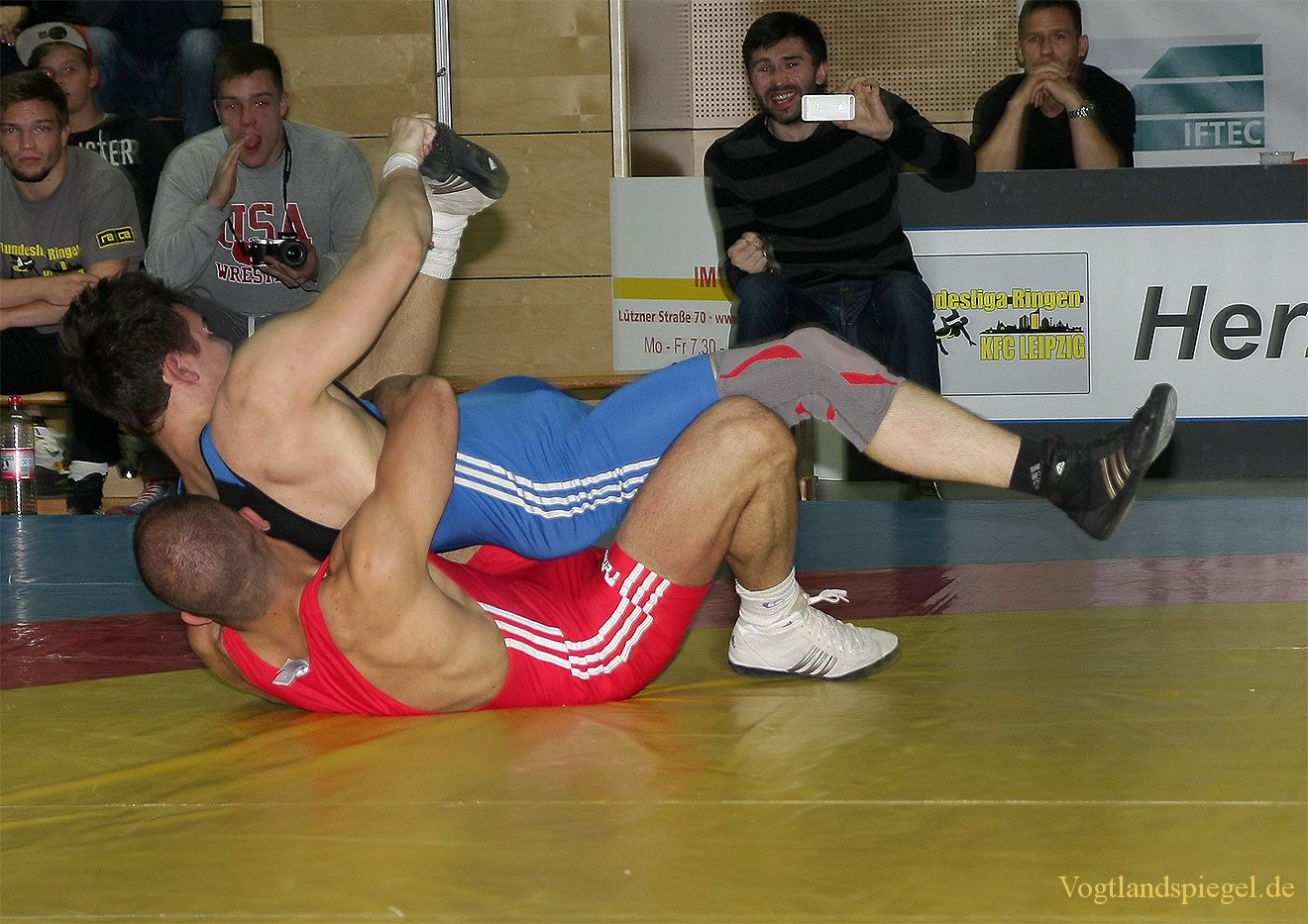 2.Bundesliga Nord Ringen: KFC Leipzig gegen RSV Rotation Greiz