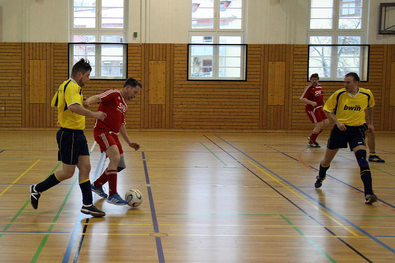 SV Blau-Weiß 90 Greiz I setzt sich im Männerturnier durch