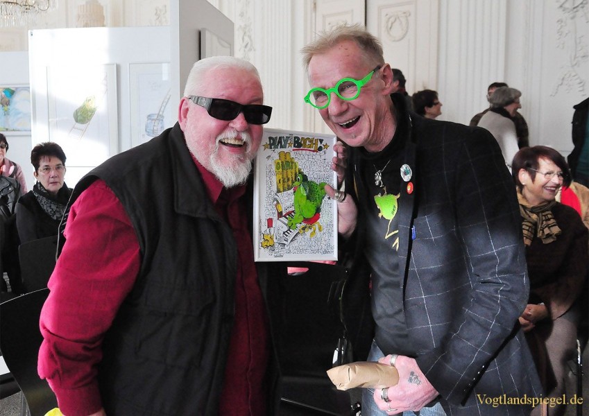 Rainer Bach stellt FROSCHiges im Sommerplais Greiz aus