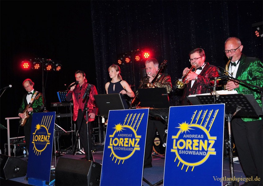Stimmungsvoller Frühlingsball mit der Andreas-Lorenz-Showband
