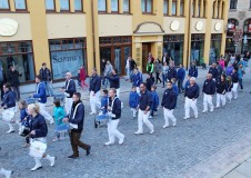 Hexenfeuer und Maibaumstellen in der Region