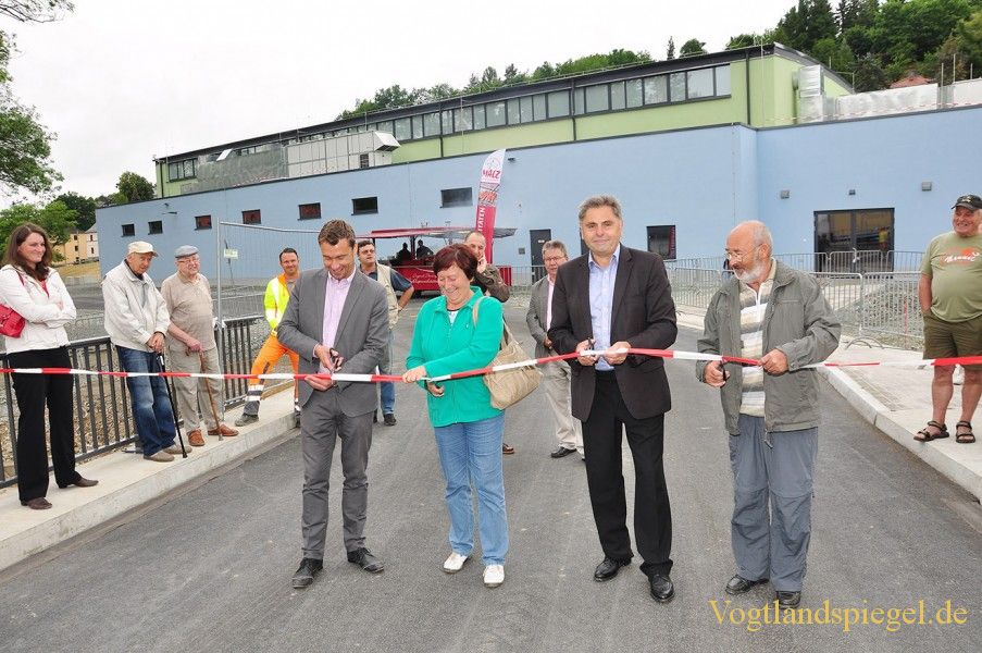 Brücke über den Aubach eingeweiht