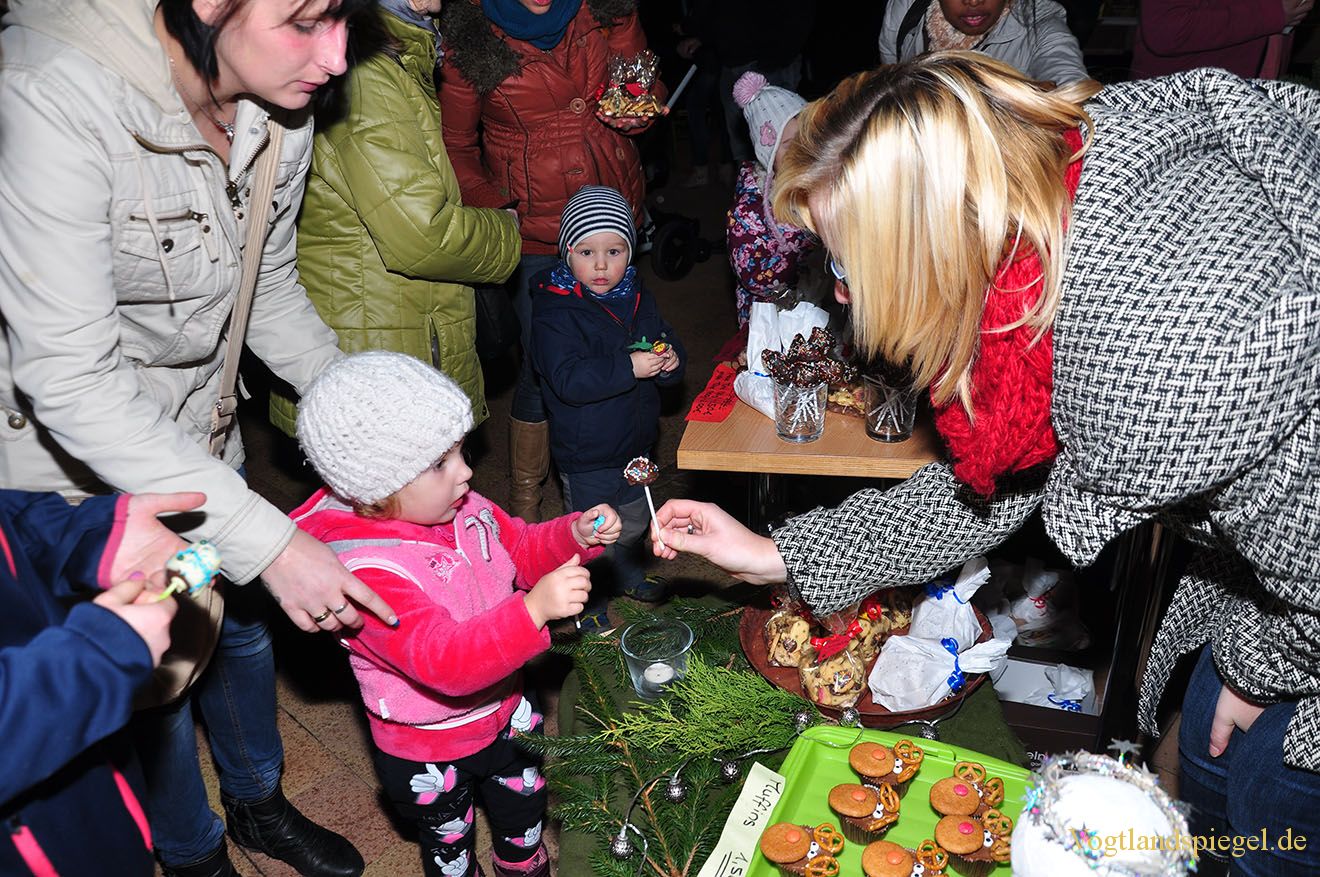 Kinderhaus "Am Elsterufer" lud zu bezauberndem Weihnachtsmarkt ein