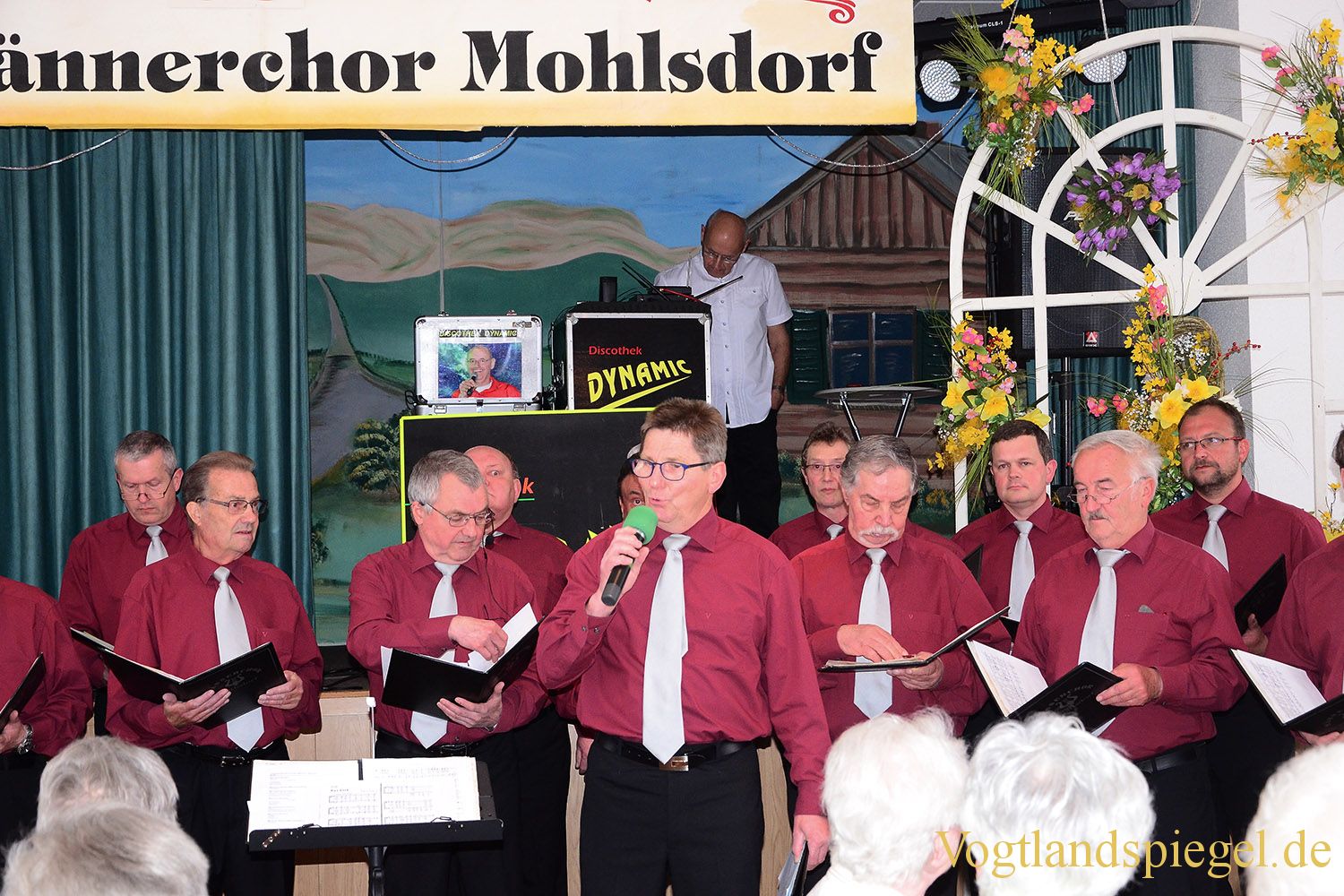 Männerchor Mohlsdorf: Mit Liedern den Frühling herbeigesungen
