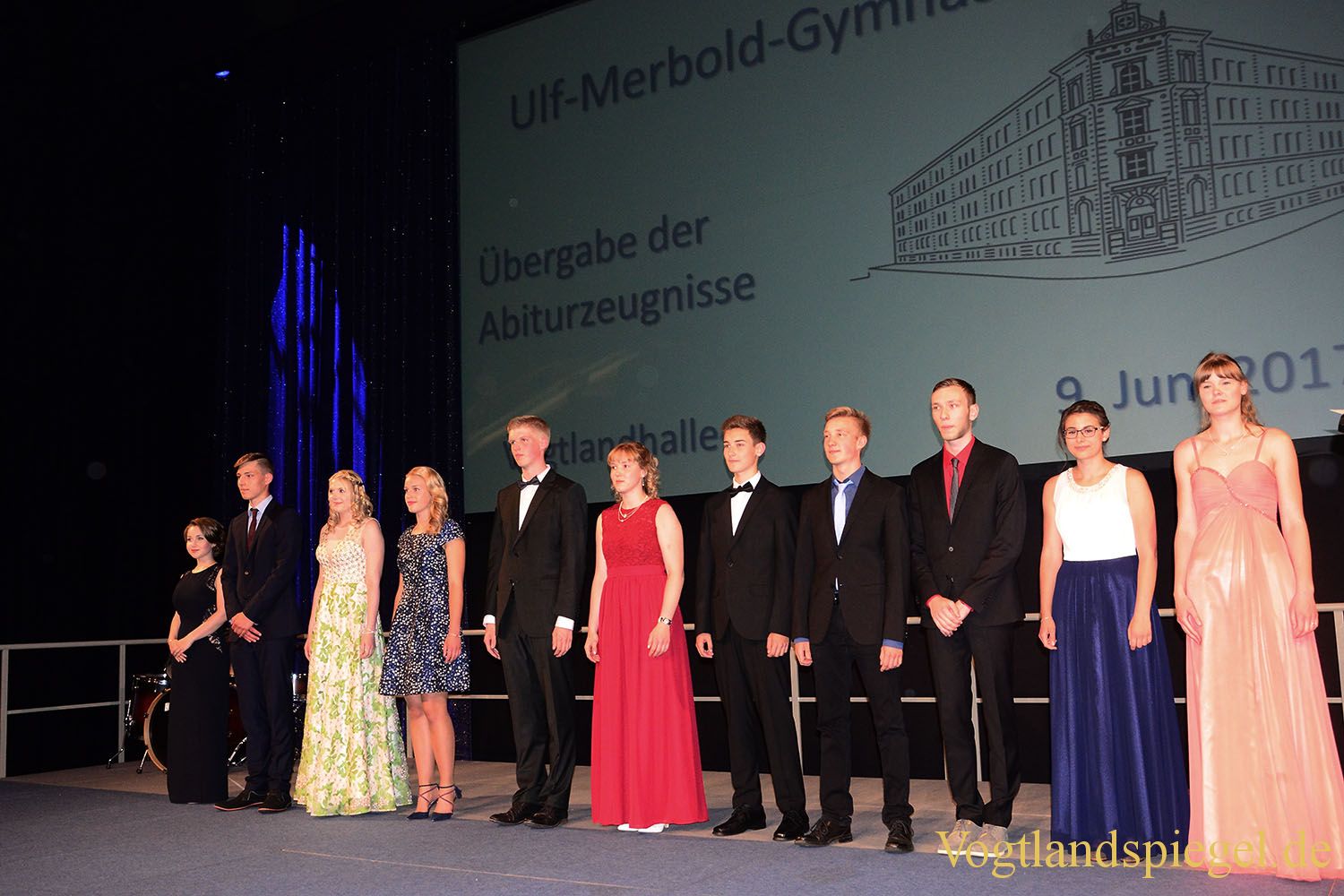 Ulf-Merbold-Gymnasium: 69 Schüler erhalten Abiturzeugnis