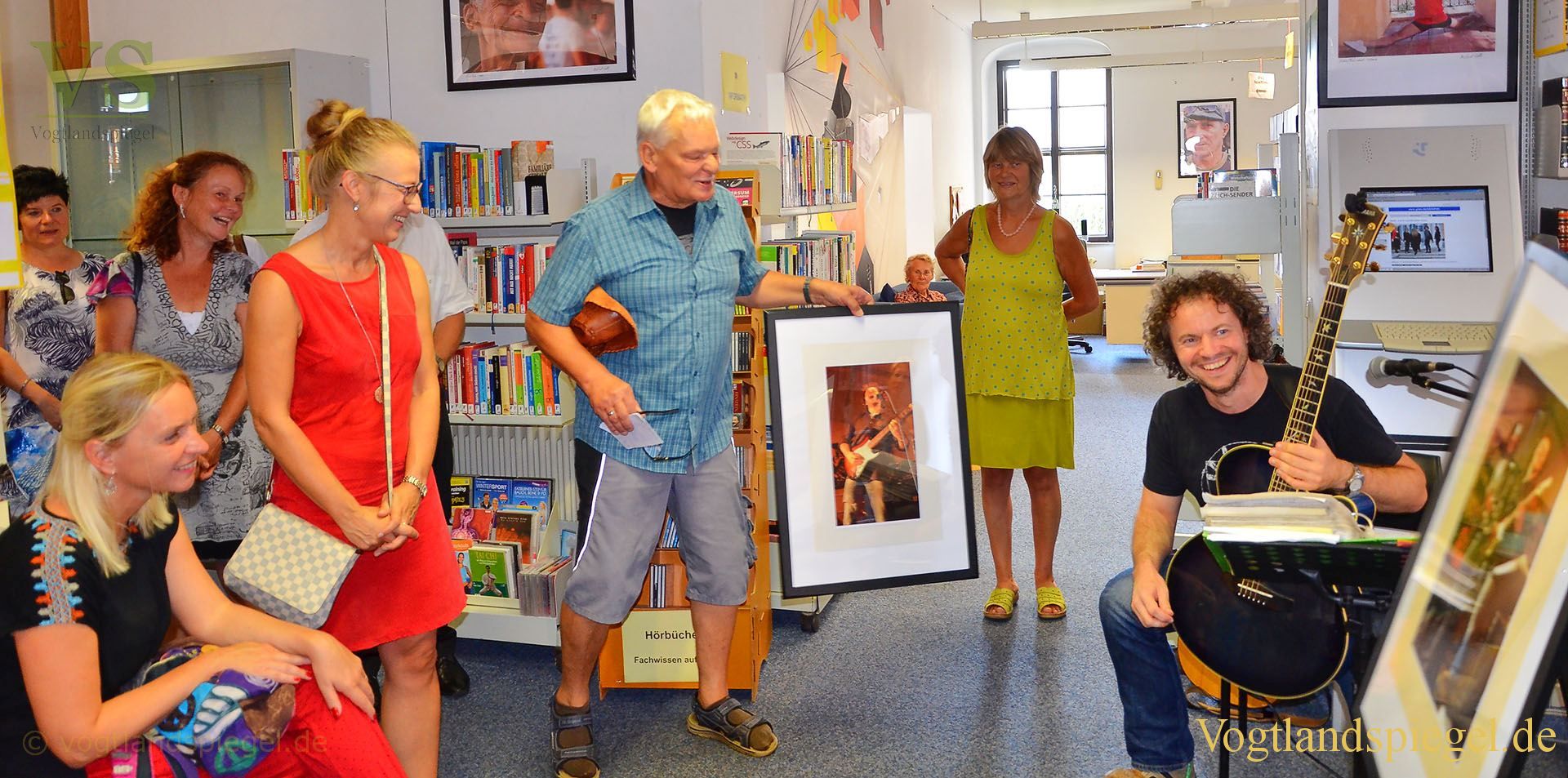 Fotoausstellung "Auge in Auge" von Michael Lebek in Greizer Bibliothek eröffnet