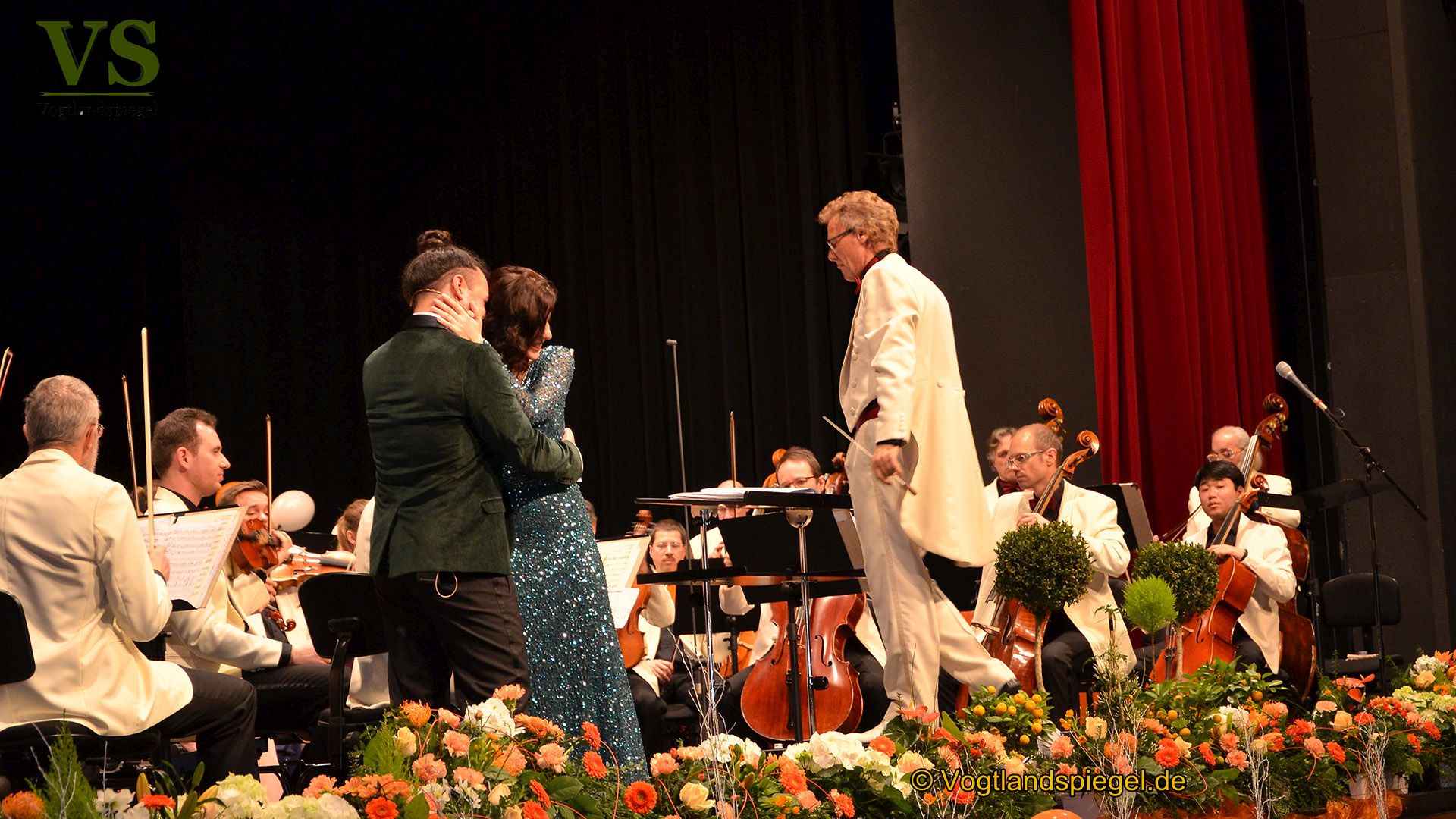 Greizer bejubeln die Silvesterkonzerte der Vogtland Philharmonie Greiz/Reichenbach