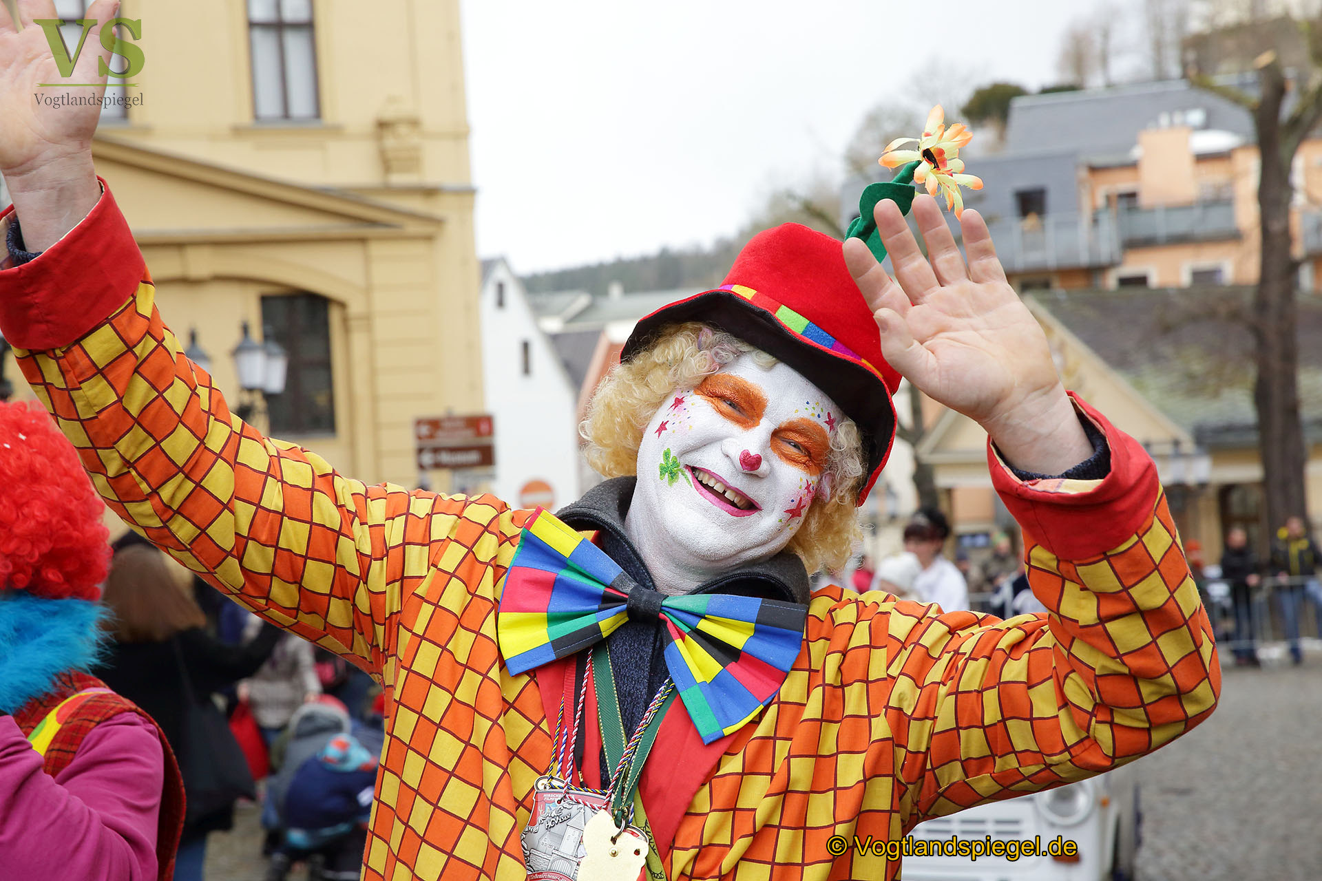 Greizer bejubeln 22. Rosenmontagsumzug