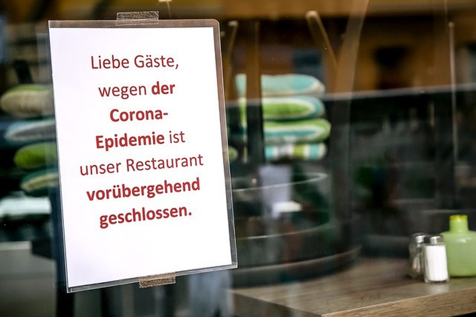 Wegen Corona geschlossen: Restaurants, Gaststätten und Hotels sind seit Wochen zu. Die Beschäftigten haben nun mit enormen Lohneinbußen zu kämpfen, warnt die Gewerkschaft NGG. Foto: NGG