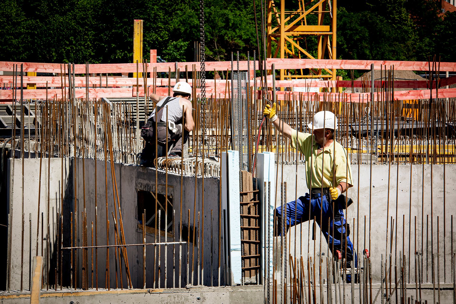 2.000Beschäftigte in der Baubranche | Mindestlohn zum April gestiegen