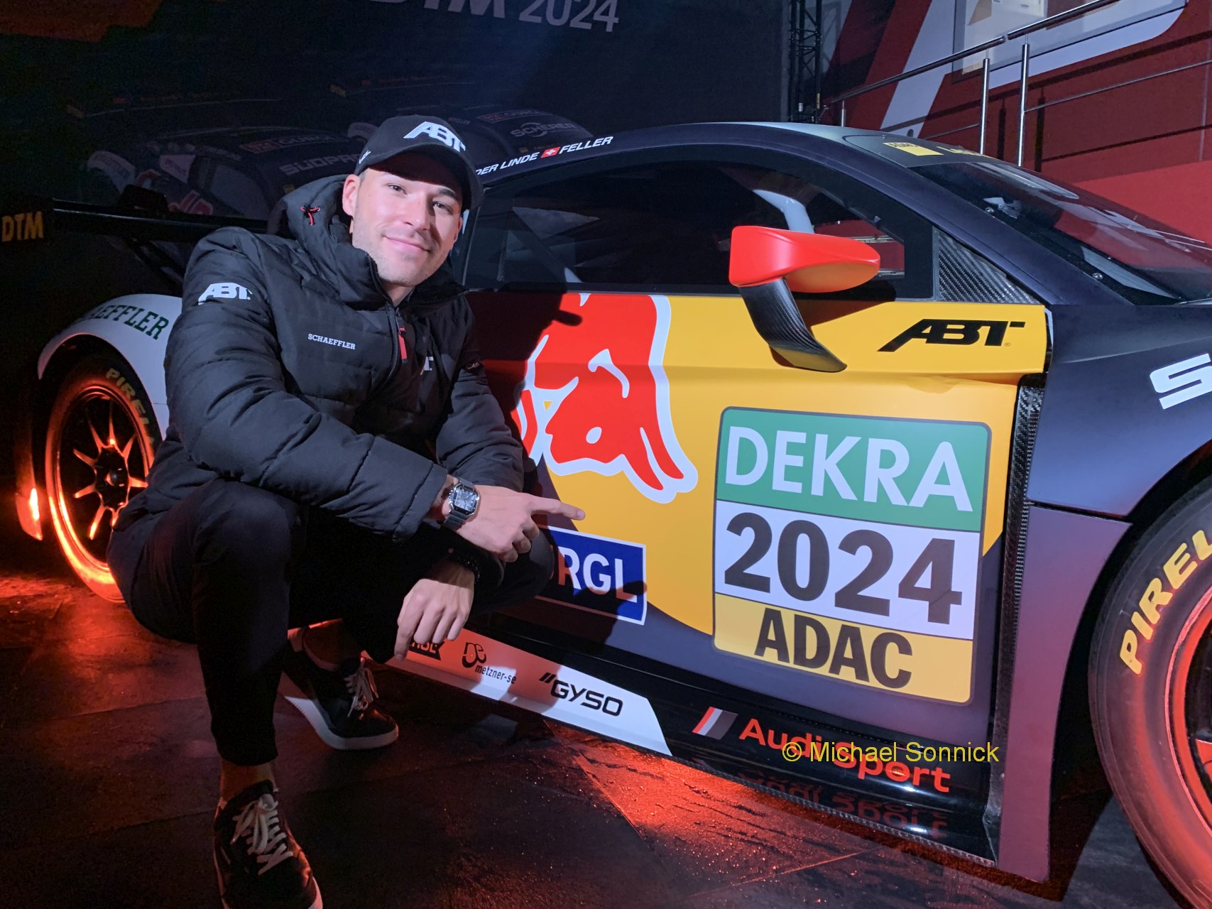 Kelvin van der Linde fuhr Bestzeit in Hockenheim und das ABT-Team bleibt 2024 bei Audi