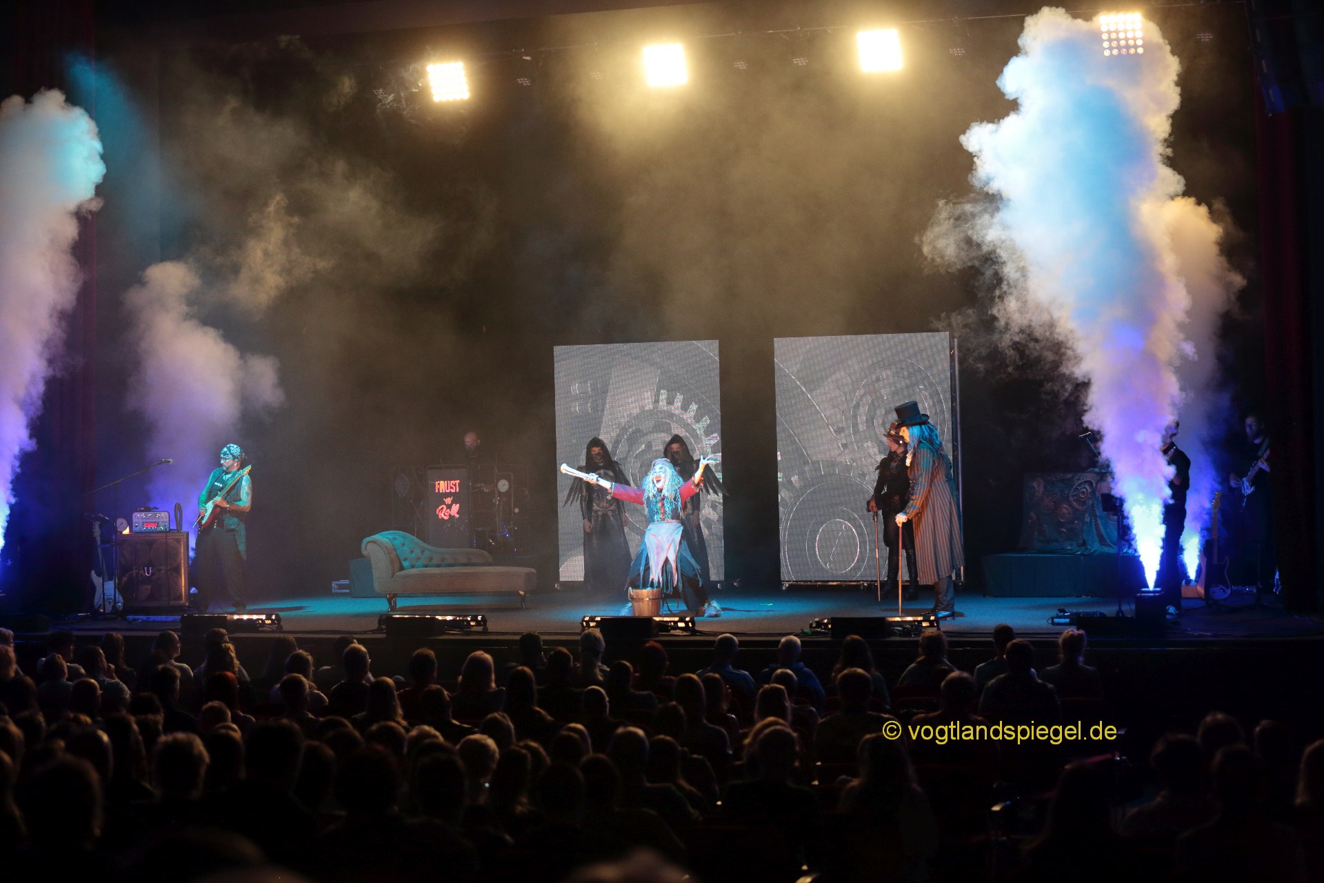 Faust "n" Roll in der Vogtlandhalle