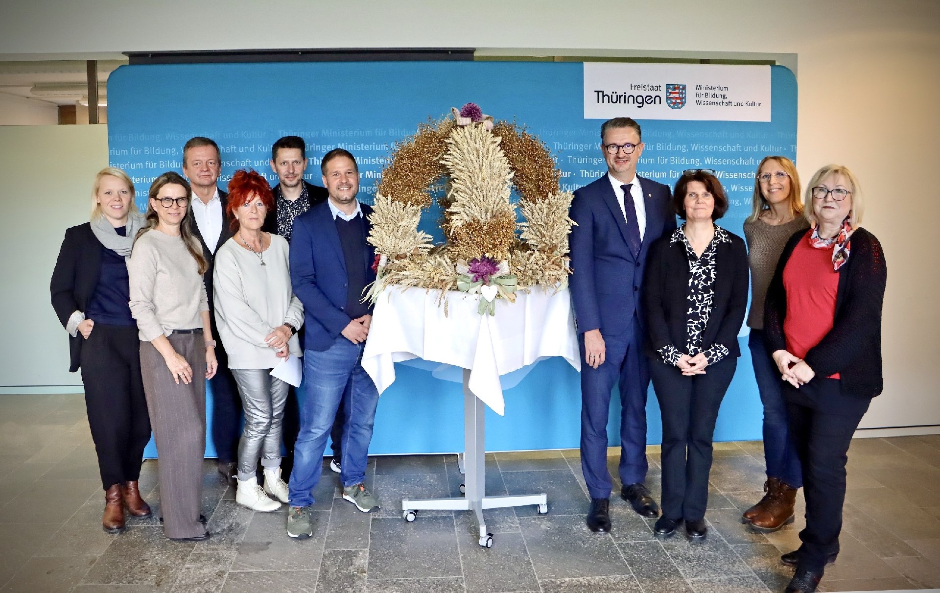 Tischner empfängt Erntekrone der Landfrauen