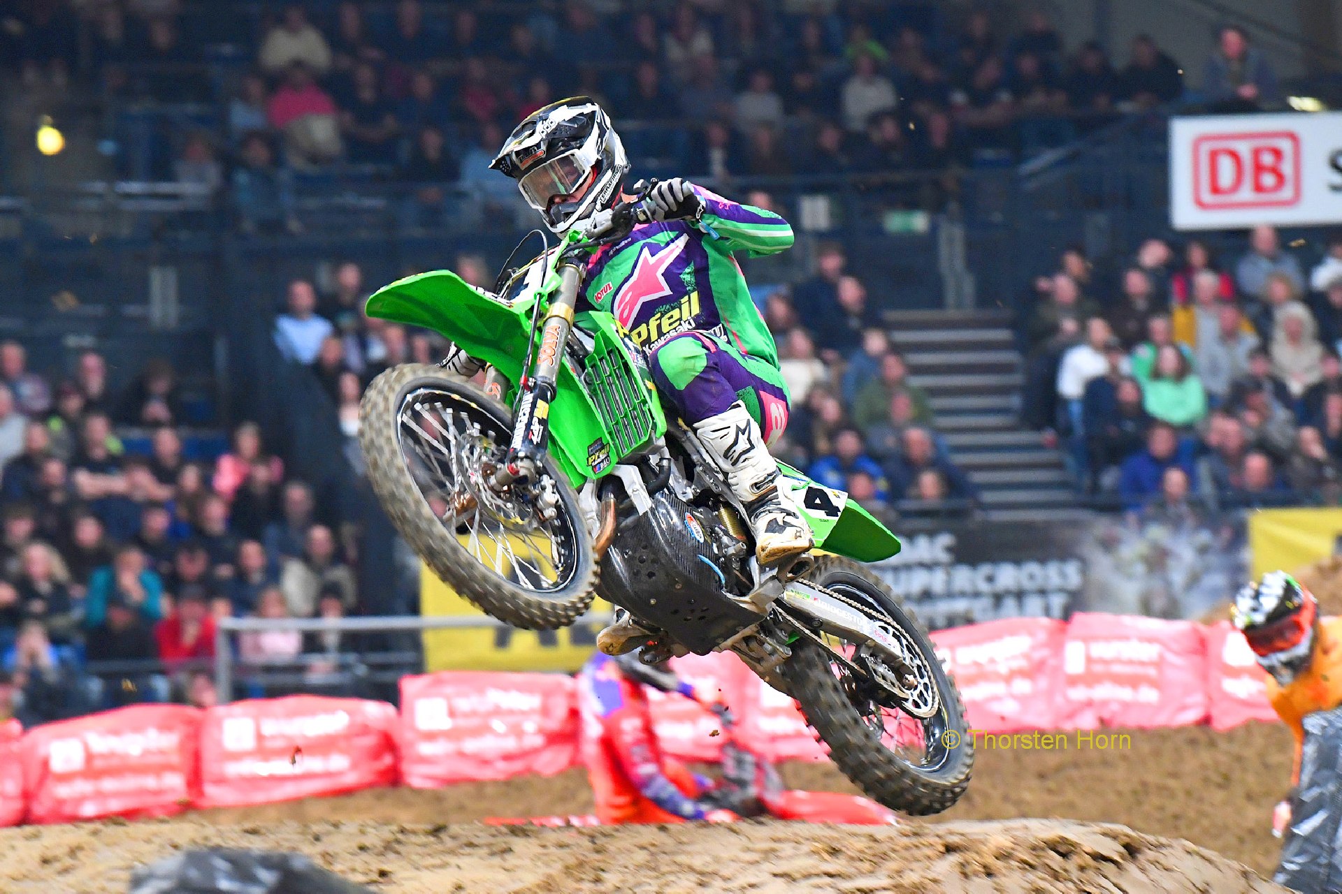 SX Stuttgart: Zwei Podestplätze für das Team Kawasaki Motul Pfeil beim Supercross-Auftakt in Stuttgart
