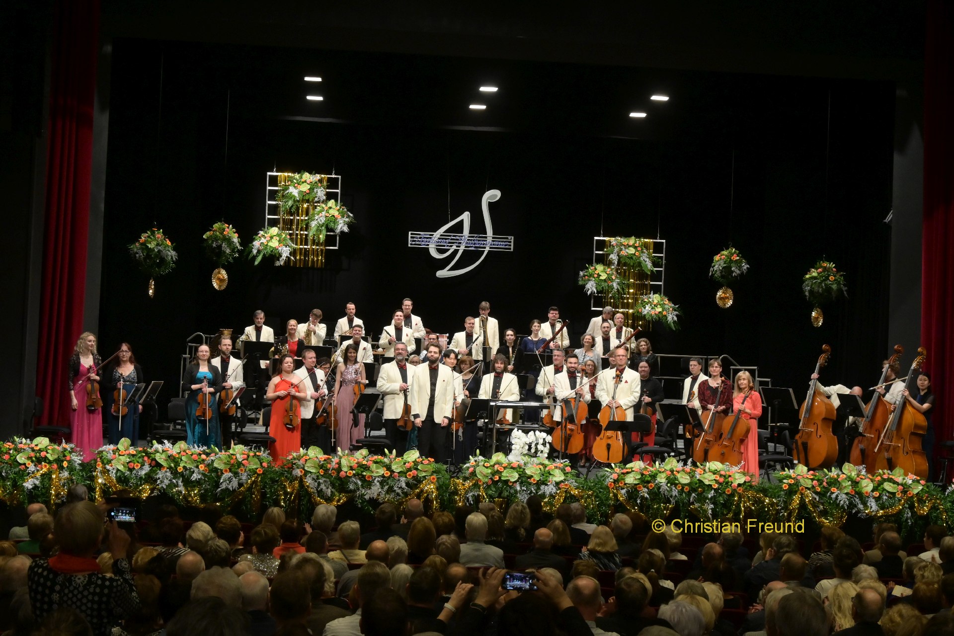 Silvesterkonzerte der Vogtland Philharmonie begeisterten