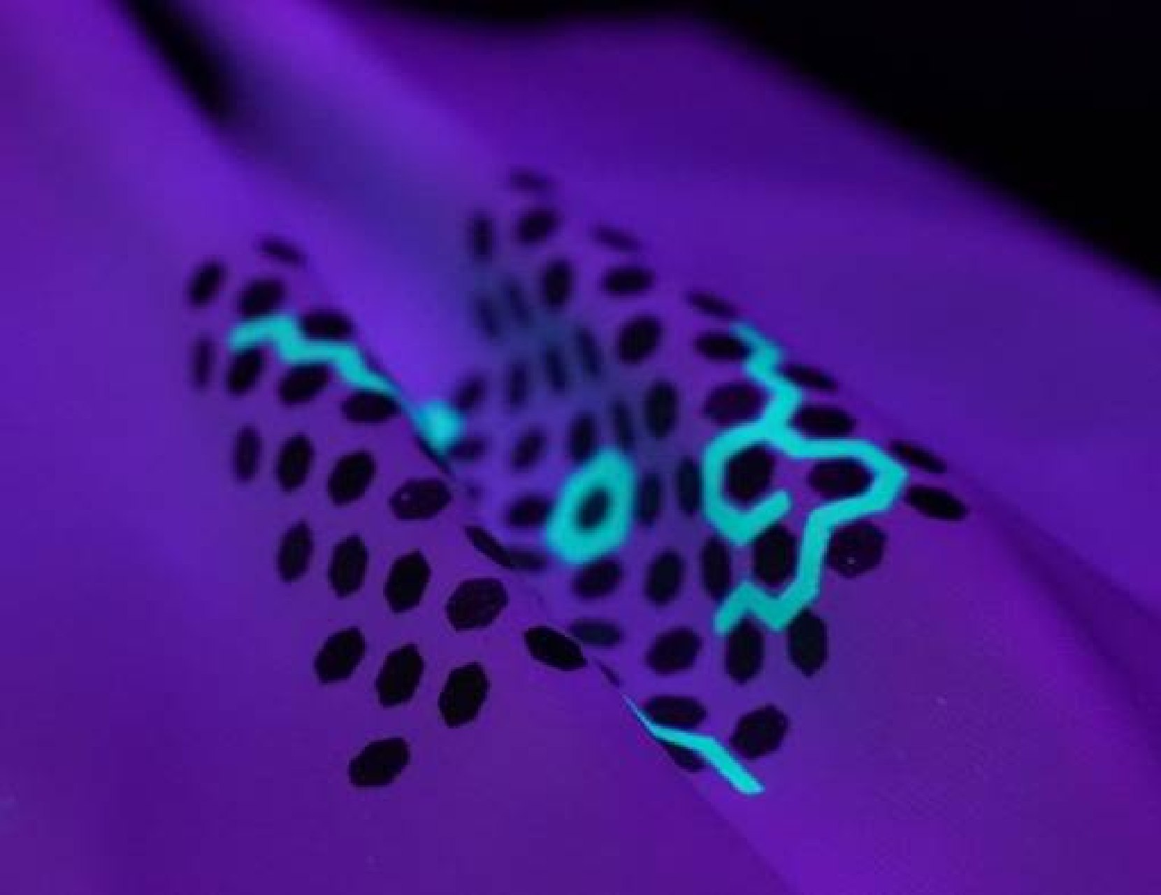 Patent für flexible Funktionselemente eröffnet neue Möglichkeiten für smarte Textilien und Folien