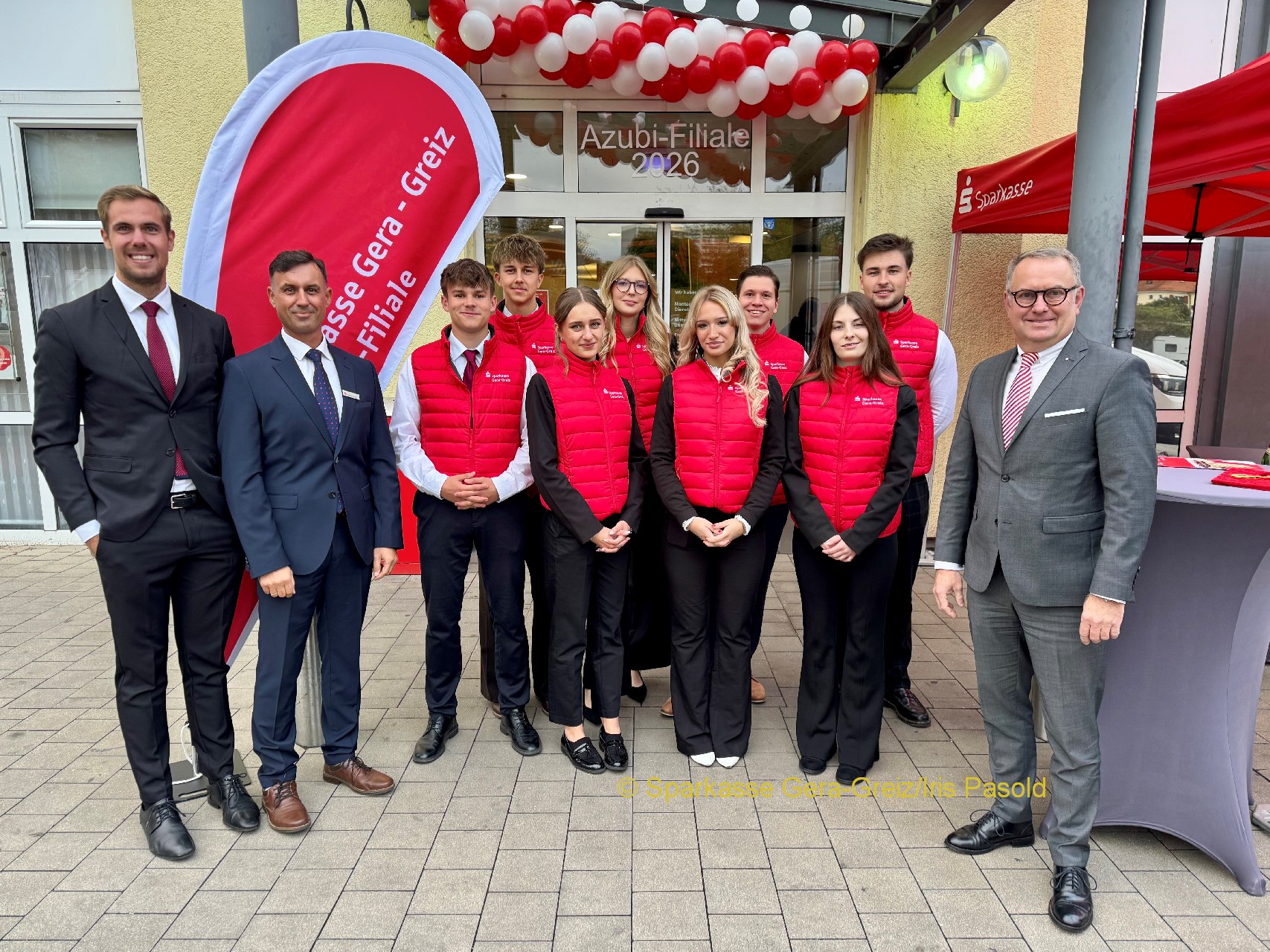 Zehn Auszubildende der Sparkasse Gera-Greiz übernehmen eine Woche lang das Ruder